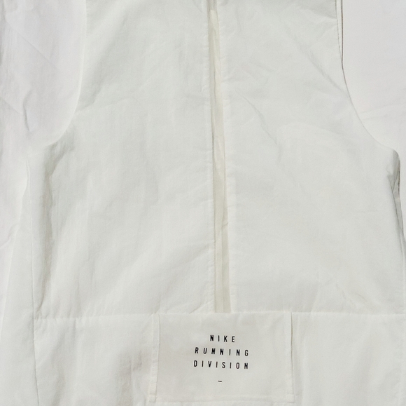 Nike | Jackets & Coats | Nike Stormfit Adv Running Jacket 2in Vest White Dd6132133 | Poshmark